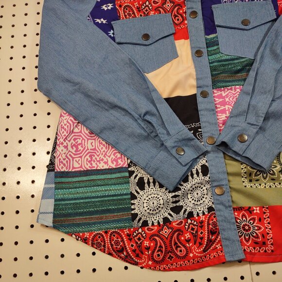 Urisme Patchwork Snap Button Blouse, Size Medium - Picture 6 of 9